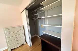 37 N Channel Dr, Round Lake Beach, IL 60073 - Photo 9