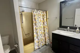 37 N Channel Dr, Round Lake Beach, IL 60073 - Photo 15