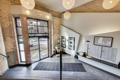 1935 N Fairfield Avenue #203, Chicago, IL 60647 - Photo 5