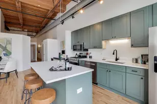 1935 N Fairfield Ave, Chicago, IL 60647 - Photo 11