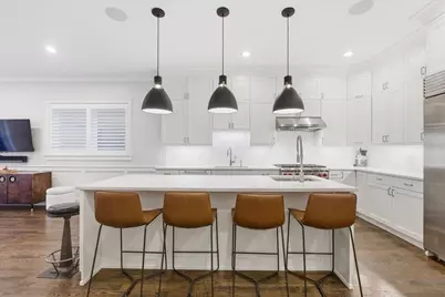 850 W Lill Avenue #1, Chicago, IL 60614 - Photo 3