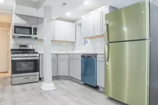 1315 W Eddy St, Chicago, IL 60657 - Photo 3