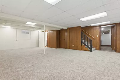 33 S Canterbury Road, Aurora, IL 60506 - Photo 19