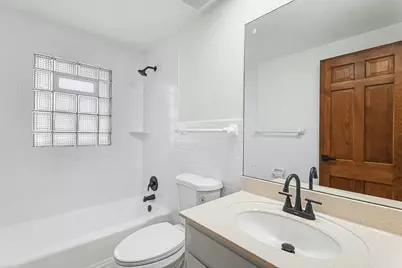 33 S Canterbury Road, Aurora, IL 60506 - Photo 15