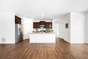 6480 Doral Dr, Gurnee, IL 60031 - Photo 5