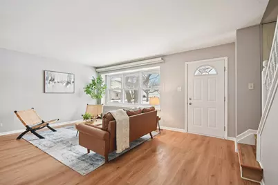 2333 Oxhill Court #2333, Schaumburg, IL 60194 - Photo 5