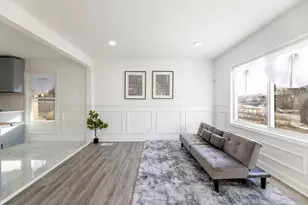 21641 Gailine Ave, Sauk Village, IL 60411 - Photo 5