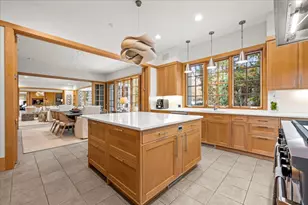 4 Indian Hill Road, Winnetka, IL 60093 - Photo 17