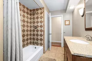 488 Cornell Ave, Des Plaines, IL 60016 - Photo 19