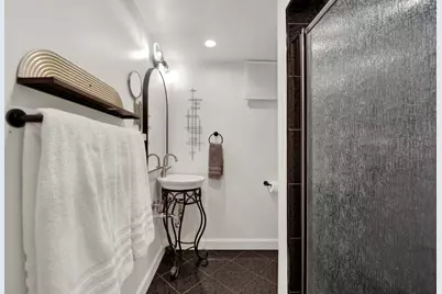 8612 Lawndale Avenue, Skokie, IL 60076 - Photo 21