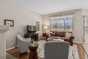 1223 Townes Cir, Aurora, IL 60502 - Photo 5