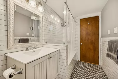 [Address not provided], Oak Park, IL 60302 - Photo 19