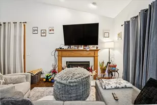 16738 W Natoma Dr, Lockport, IL 60441 - Photo 3