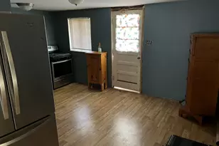 405 W Bissell St, Bloomington, IL 61701 - Photo 7