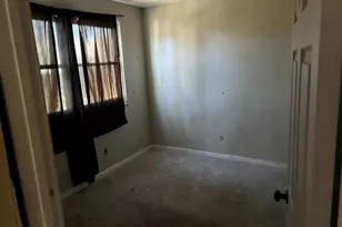 405 W Bissell St, Bloomington, IL 61701 - Photo 13