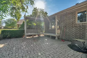 8134 Uxbridge Dr, Orland Park, IL 60462 - Photo 39