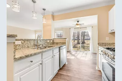 2494 Stoughton Circle, Aurora, IL 60502 - Photo 3