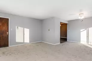 15818 Terrace Dr, Oak Forest, IL 60452 - Photo 5