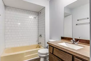 15818 Terrace Dr, Oak Forest, IL 60452 - Photo 15