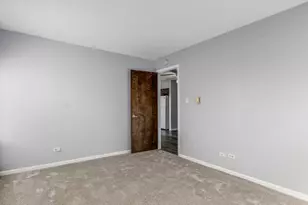 15818 Terrace Dr, Oak Forest, IL 60452 - Photo 17