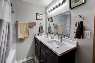 2527 N Ashland Ave, Chicago, IL 60614 - Photo 35