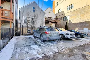 2527 N Ashland Ave, Chicago, IL 60614 - Photo 39