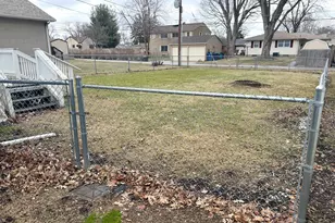 1238 Creve Coeur St, Lasalle, IL 61301 - Photo 11