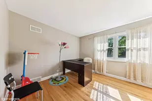 121 S Parkside Ave, Glen Ellyn, IL 60137 - Photo 17