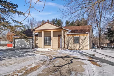 350 8th Avenue, Marengo, IL 60152 - Photo 1