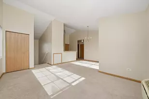 [Address not provided], Carpentersville, IL 60110 - Photo 3