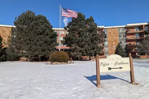 18 E Old Willow Rd, Prospect Heights, IL 60070 - Photo 1