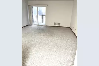 801 N McLean Boulevard #214, Elgin, IL 60123 - Photo 3