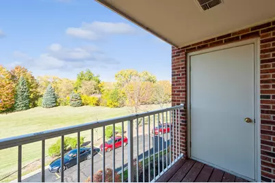 801 N McLean Boulevard #214, Elgin, IL 60123 - Photo 11