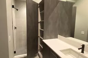 1900 W North Ave, Chicago, IL 60622 - Photo 11