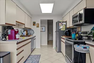 1795 Lake Cook Rd, Highland Park, IL 60035 - Photo 11