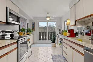 1795 Lake Cook Rd, Highland Park, IL 60035 - Photo 9