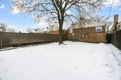 4521 S Lawler Avenue, Chicago, IL 60638 - Photo 19