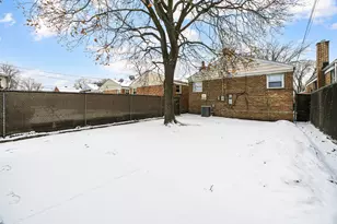 4521 S Lawler Ave, Chicago, IL 60638 - Photo 19