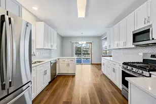 1938 Manning Rd, Darien, IL 60561 - Photo 7