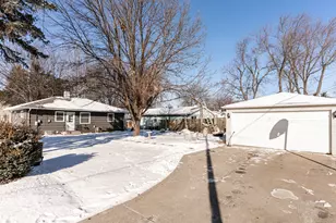 230 S Reed St, Joliet, IL 60436 - Photo 17