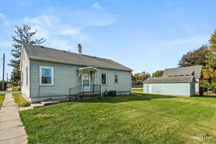 2 N Van Buren St, Newark, IL 60541 - Photo 23