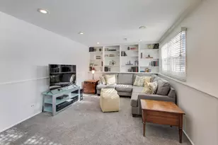 504 W Braeside Dr, Arlington Heights, IL 60004 - Photo 9