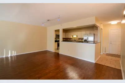 7400 Lincoln Avenue #601, Skokie, IL 60076 - Photo 5