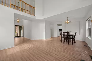 2882 Ashling Ct, Schaumburg, IL 60193 - Photo 5