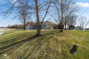 3208 Stone Fence Dr, Kankakee, IL 60901 - Photo 53