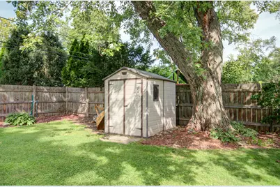 154 S Ellyn Avenue, Glen Ellyn, IL 60137 - Photo 29