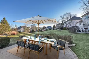 1030 Ridgeview Dr, Inverness, IL 60010 - Photo 23