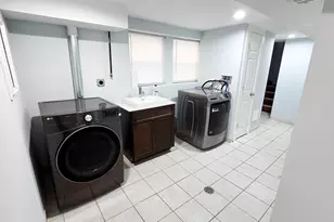 6751 S Campbell Ave, Chicago, IL 60629 - Photo 13