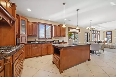 945 Internationale Parkway, Woodridge, IL 60517 - Photo 15