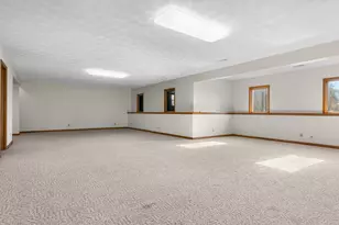 8317 Snaresbrook Rd, Roscoe, IL 61073 - Photo 31